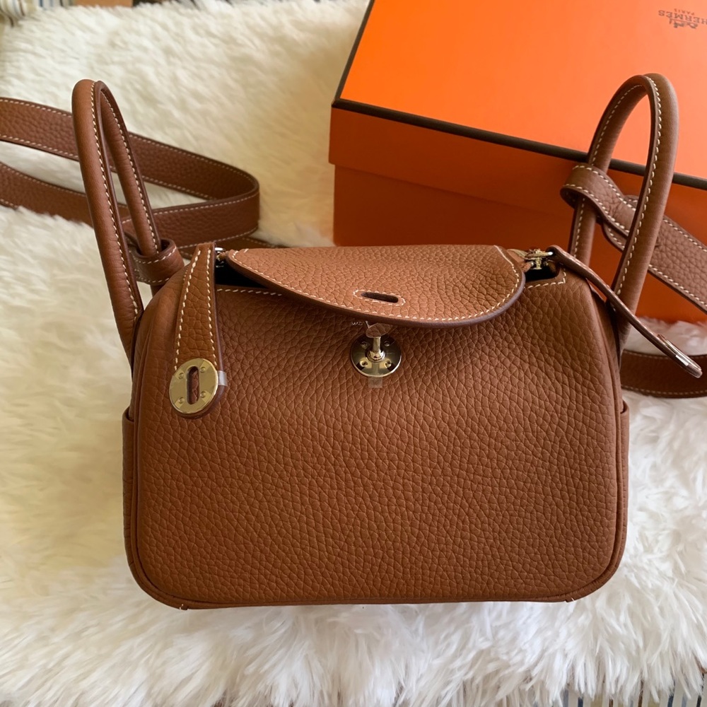For Sale Almost Brandnew Hermes Mini Lindy Gold